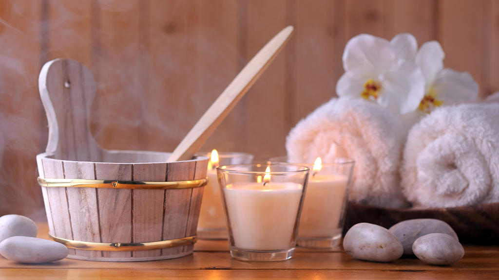 Dank niedriger Temperaturen eignet sich die Biosauna perfekt für Sauna-Anfänger, Kinder, ältere Menschen und Personen mit Kreislaufproblemen.