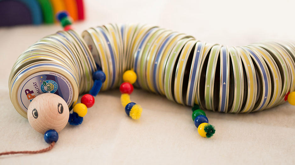 Selbstgemacht: Deckel-Wurm für Kids ab 6 Jahren.
