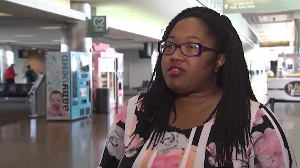 Jasmin Smith aus Anchorage im US-Bundesstaat Alaska lernte vom eigenen Windeldesaster auf Reisen