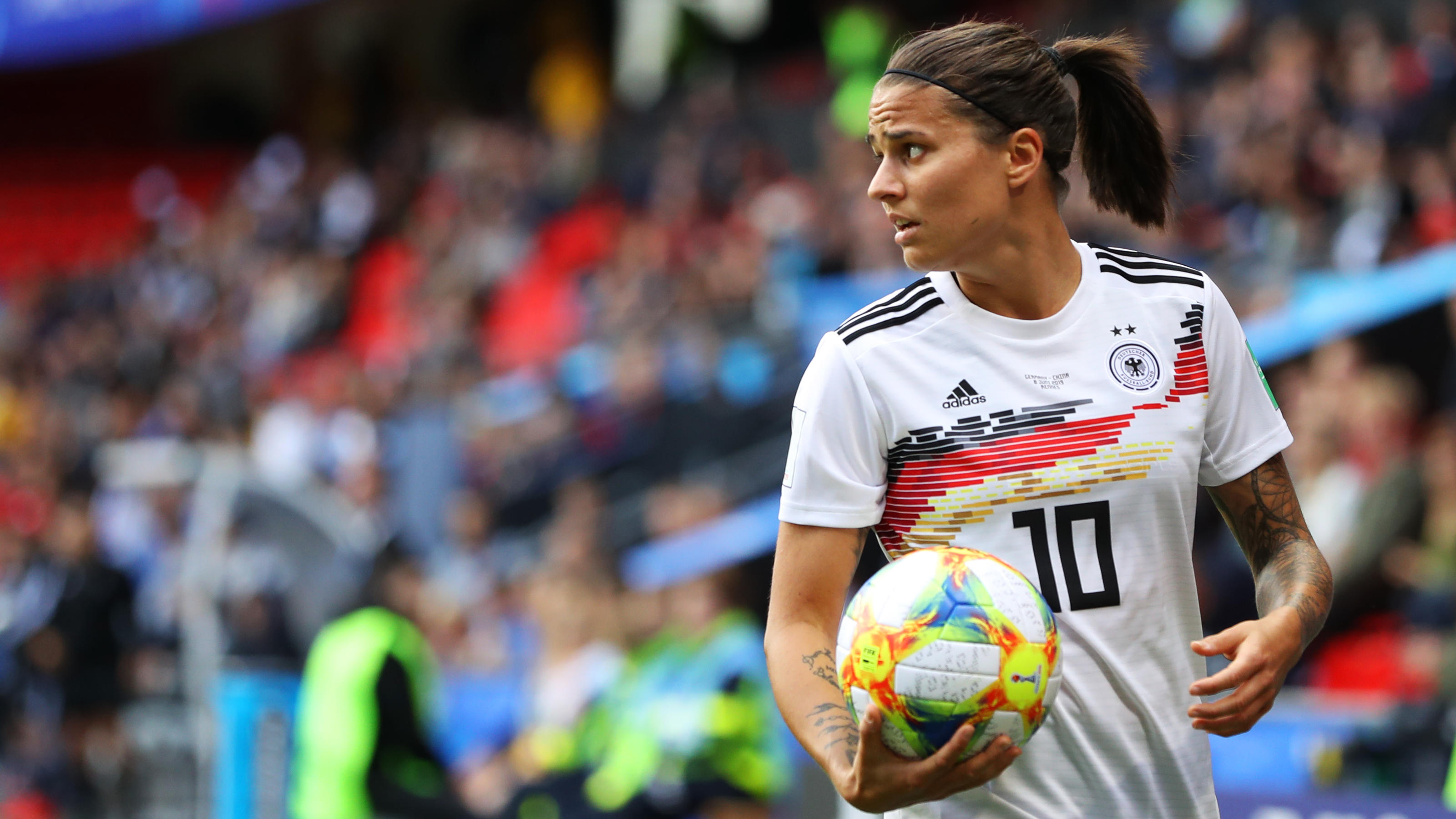 Frauen Wm Dfb Team Muss Gegen Spanien Auf Dzsenifer Marozsan Verzichten