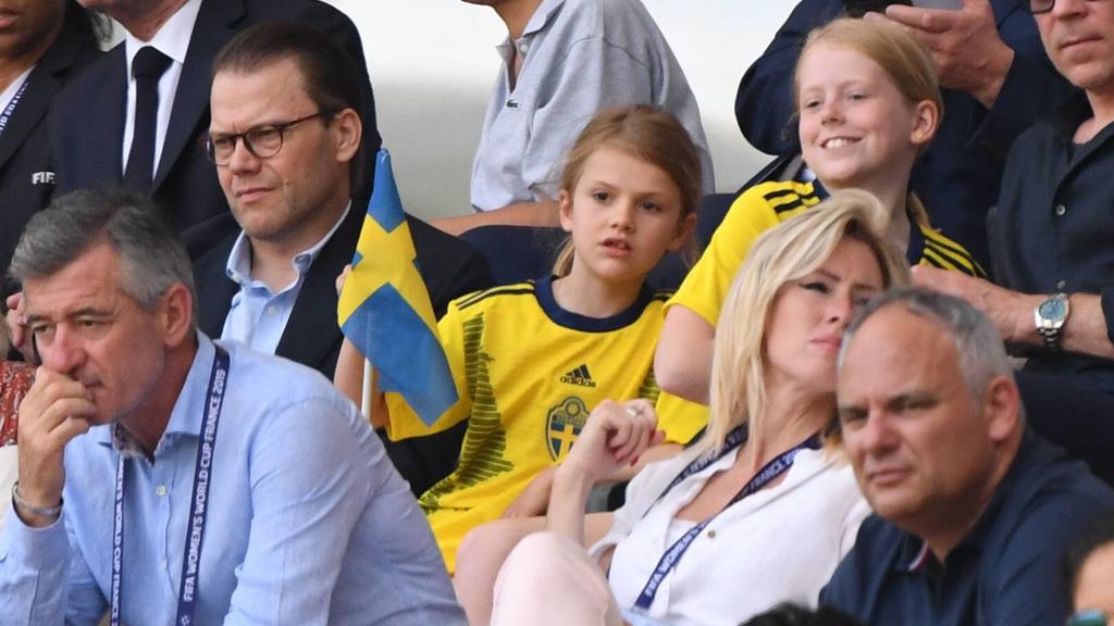 Prinzessin Estelle, Papa Prinz Daniel