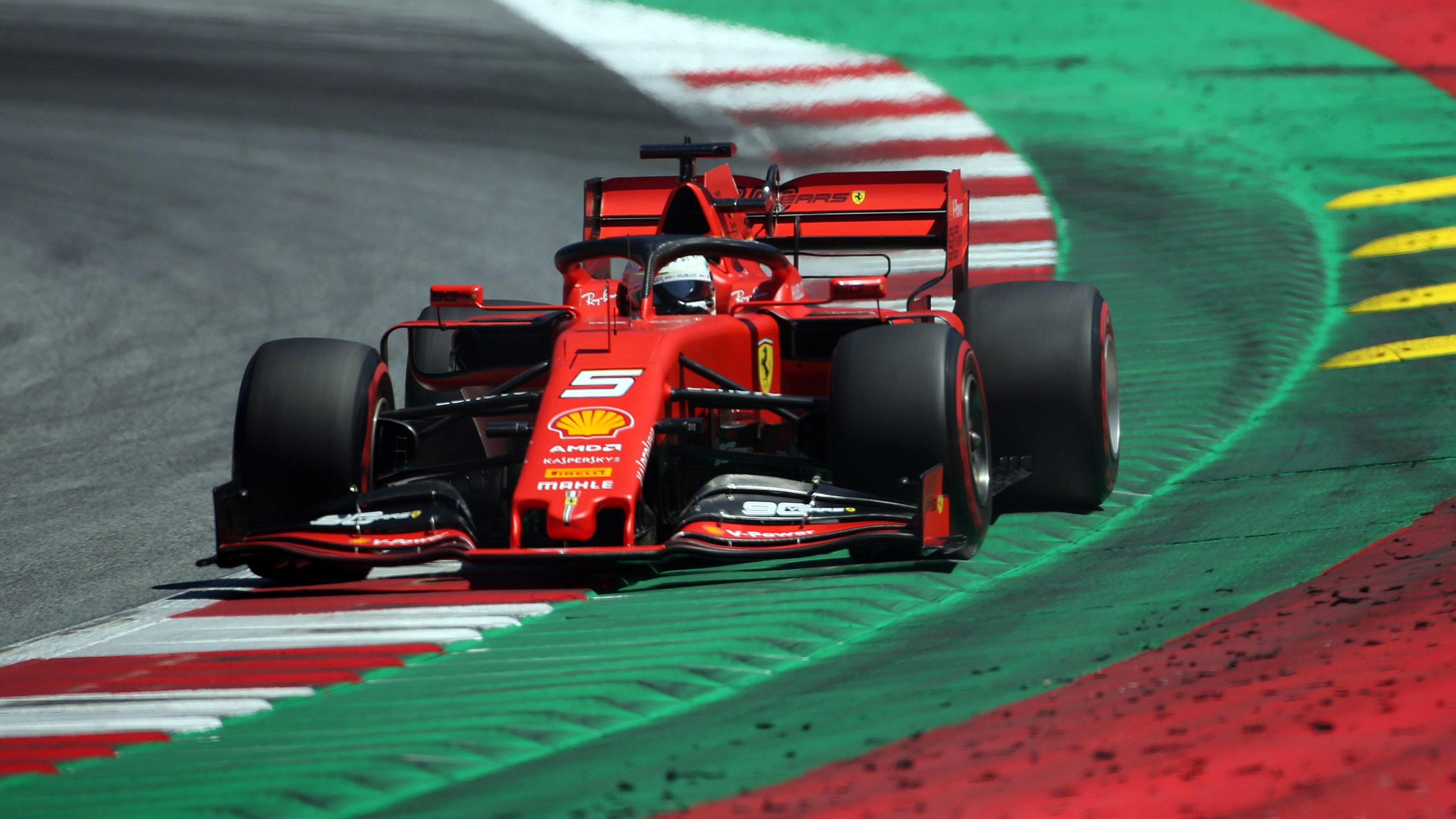 Formel 1 Leclerc Rast Auf Spielberg Pole Vettels Auto Streikt Hamilton Bestraft