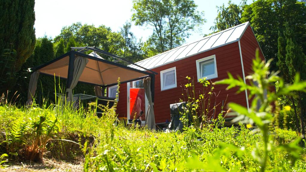 Wohnraum wird knapper und Mietraum teurer, zwei der Faktoren die den Trend "Tiny House" Aufwind verleihen