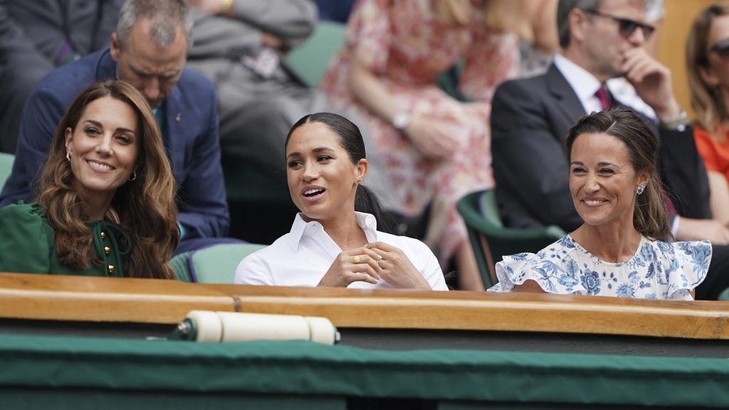 Die drei Ladys unter sich: Herzoginnen Kate und Meghan mit Kates Schwester Pippa Middleton