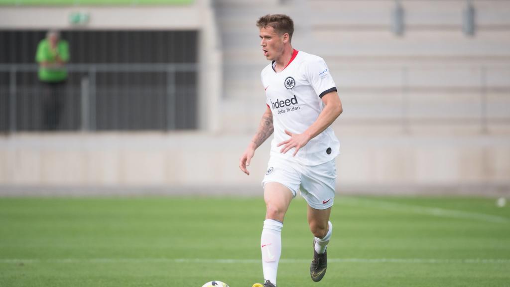 Fussball - FC Luzern - Eintracht Frankfurt Biel, 12.07.2019, Fussball 55. Uhren Cup, Saison 2019/2020, FC Luzern Eintracht Frankfurt, Erik Durm (Frankfurt). *** Football FC Lucerne Eintracht Frankfurt Biel, 12 07 2019, Football 55 Clocks Cup, Season