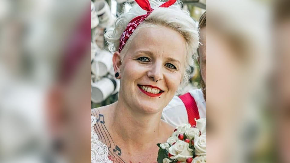 Anja N. wurde in Voerde vor einen Zug gestoßen und getötet.