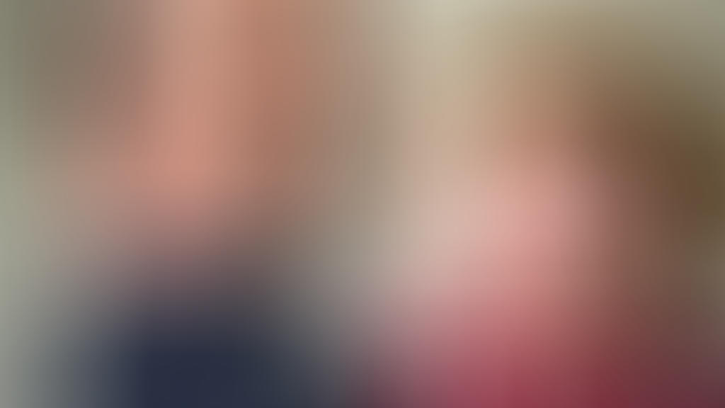 Ein verpixeltes Kind mit Redakteur