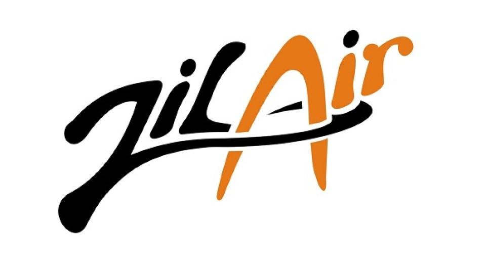 Mit Zil Air hat man die Möglichkeit, über die Insel zu fliegen.