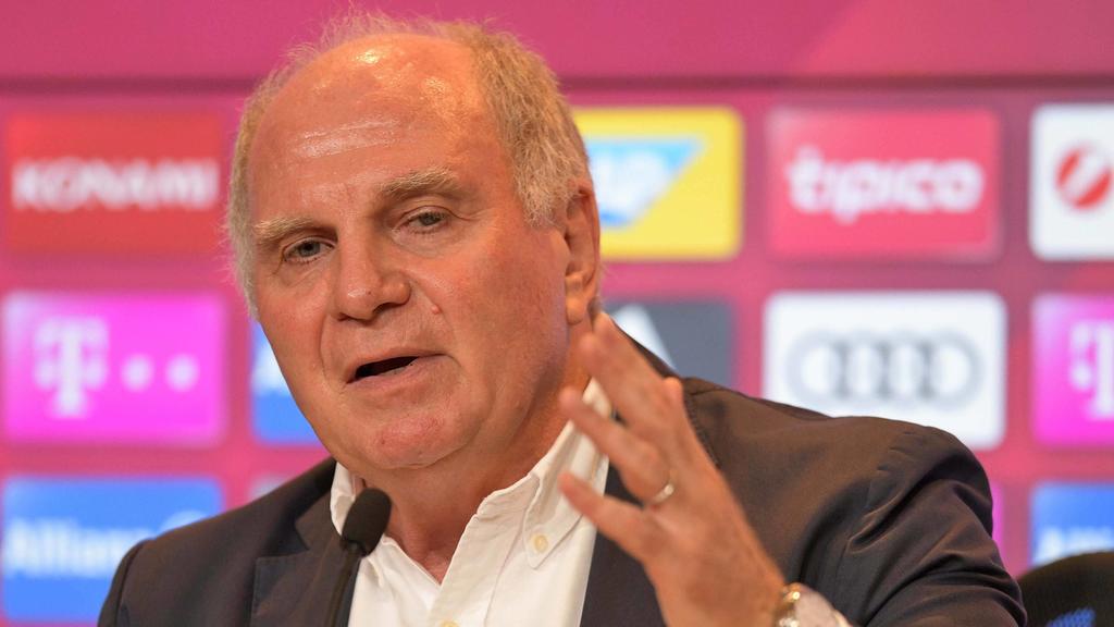 30.08.2019, Fussball 1. Bundesliga 2019/2020, FC Bayern München, Pressekonferenz mit Uli Hoeneß, im Presseclub in der Allianzarena München. Präsident Uli Hoeneß (FC Bayern München) bei der PK. *** 30 08 2019, Soccer 1 Bundesliga 2019 2020, FC Bayern