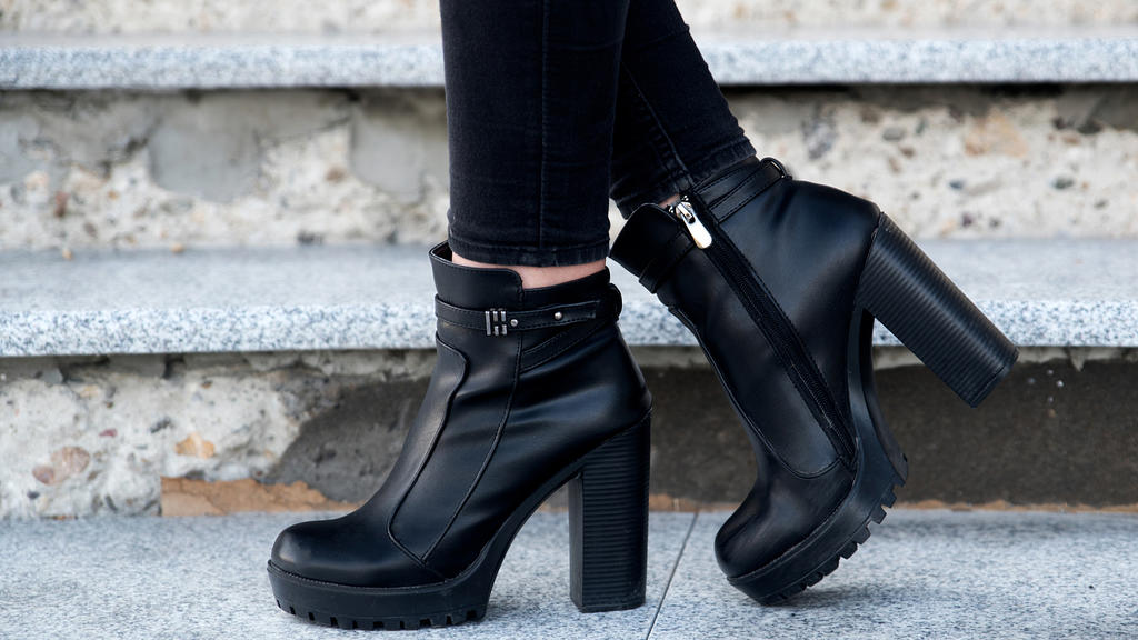 Plateau-Schuhe liegen wieder voll im Trend