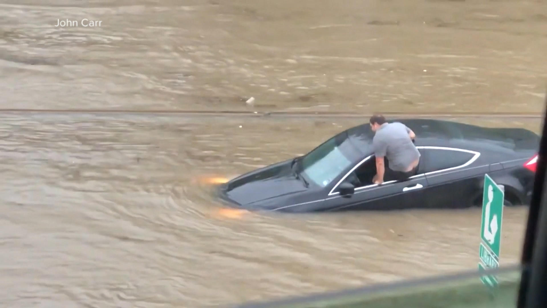 Tropensturm Imelda Texas Versinkt In Regenfluten