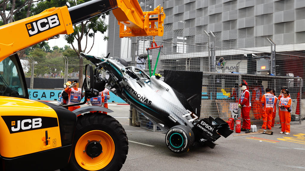 Formula One F1 - Singapore Grand Prix - Marina Bay Street Circuit, Singapore - September 20, 2019 Mercedes' Valtteri Bottas' car during practice REUTERS/Thomas Peter
