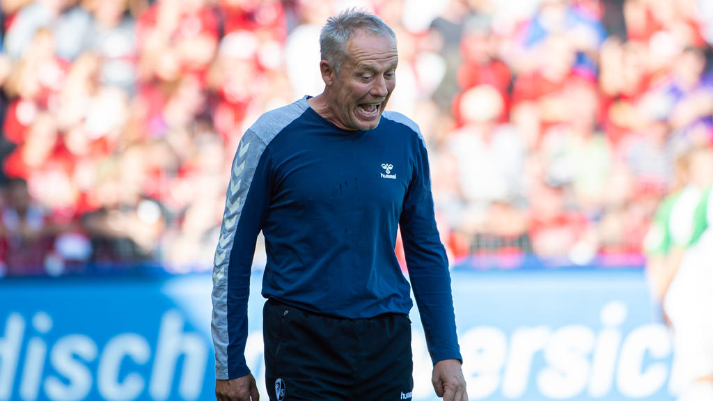 FREIBURG IM BREISGAU, GERMANY - SEPTEMBER 21: Head Coach Christian Streich of Freiburg reacts during the Bundesliga match between Sport-Club Freiburg and FC Augsburg at Schwarzwald-Stadion on September 21, 2019 in Freiburg im Breisgau, Germany. (Phot