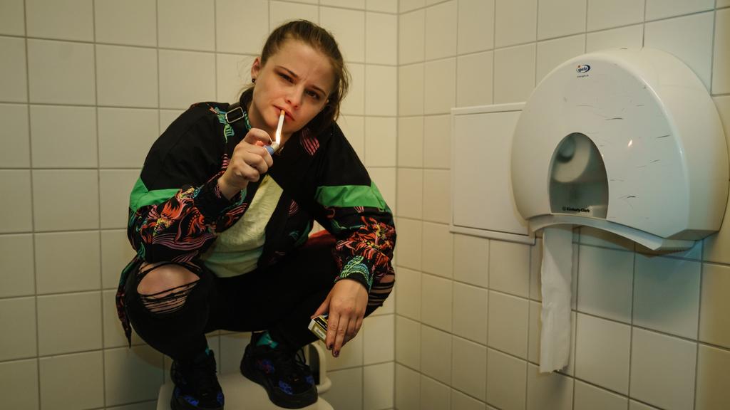 Jasna Fritz Bauer spielt Shiri Conradi