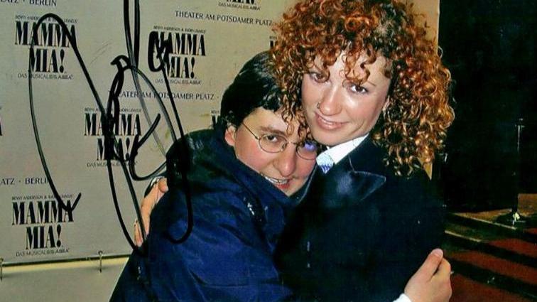 Jana L. machte auch ein Foto mit Sängerin Lucy.