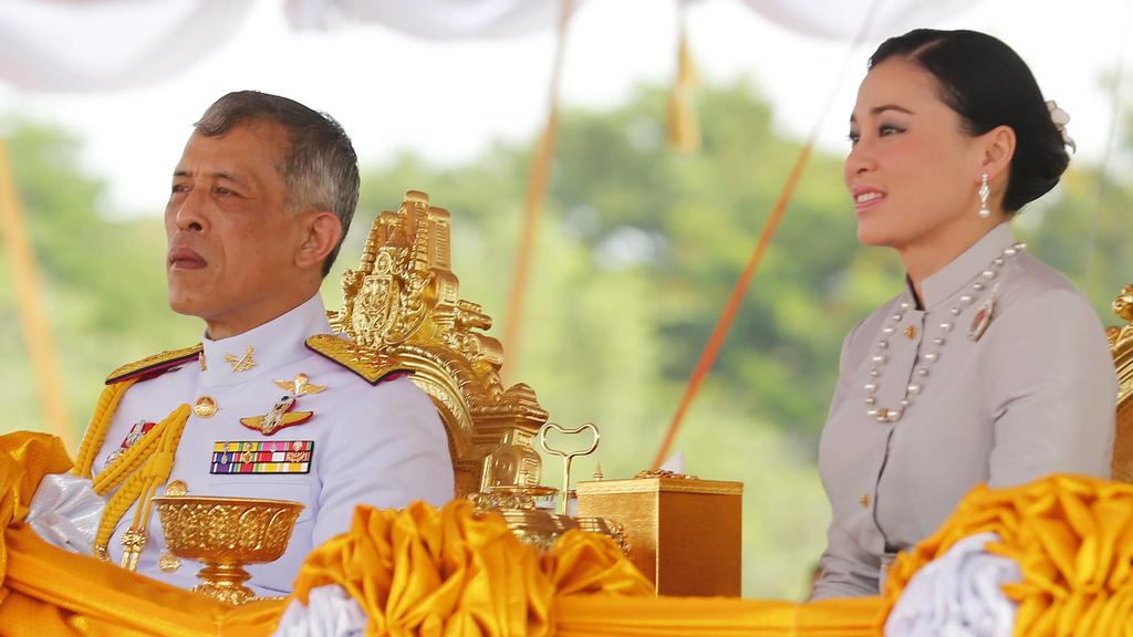 May 9, 2019 - Bangkok, Thailand - Thailand s King Maha Vajiralongkorn Bodindradebayavarangkun Rama X and Queen Suthida watches the annual Royal Ploughing Ceremony in Sanam Luang. The annual royal ploughing ceremony is an ancient rite which officiall