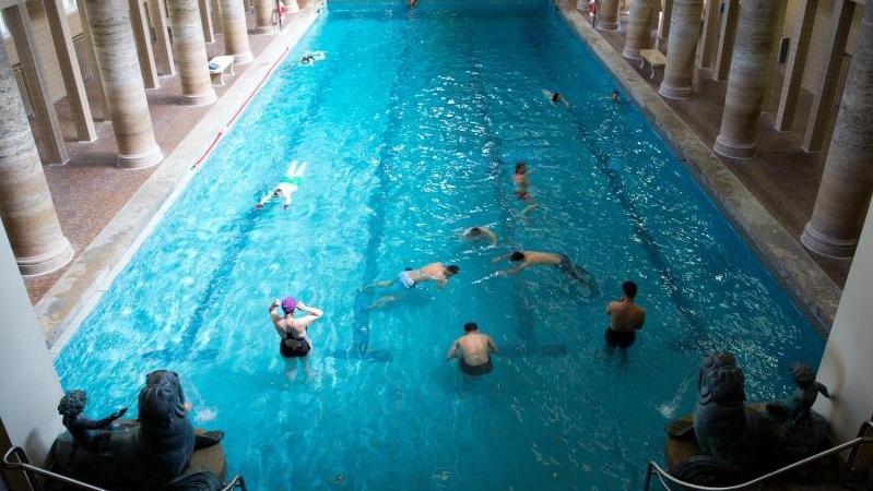Übergriffe: Im Schwimmbad wird probiert, wann Gewalt anfängt - WELT