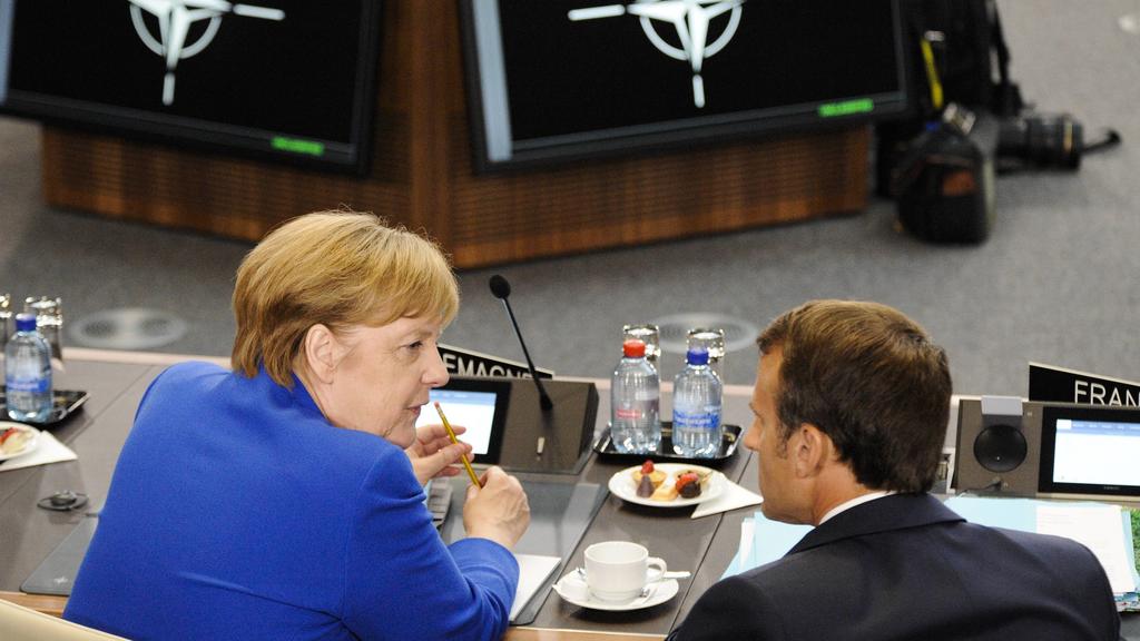 Angela Merkel and Emmanuel Macron is seen during the 2018 NATO Summit in Brussels, Belgium on July 11, 2018. Photo: Jaap Arriens/Hollandse Hoogte PUBLICATIONxINxGERxSUIxAUTxONLY Copyright: xHollandsexHoogtex/xJaapxArriensx x80203820x