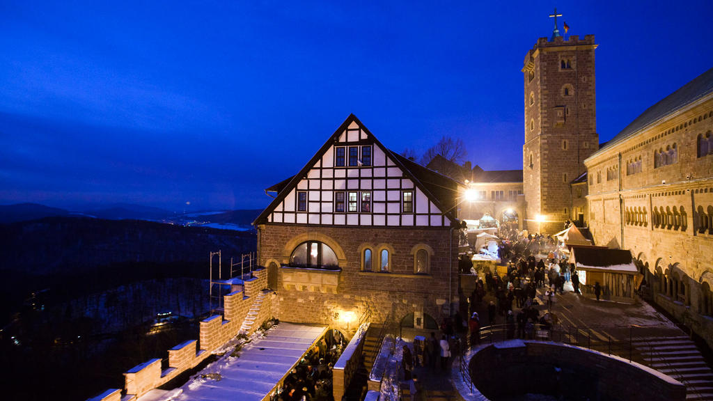 Historischer Weihnachtsmarkt auf der Wartburg