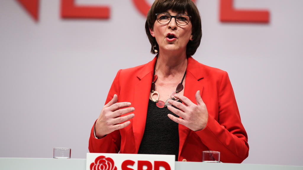 191206 -- BERLIN, Dec. 6, 2019 -- One of the elected leaders of Germany s Social Democratic Party SPD Saskia Esken delivers a speech during the SPD party convention in Berlin, Germany, Dec. 6, 2019. Shan Yuqi GERMANY-BERLIN-SPD-CONVENTION DanxYuqi PU