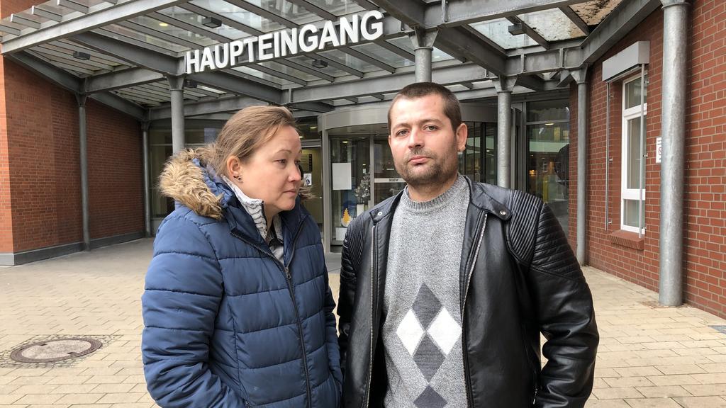 Familie aus Dithmarschen rettet sich an Weihnachten aus brennendem Einfamilienhaus