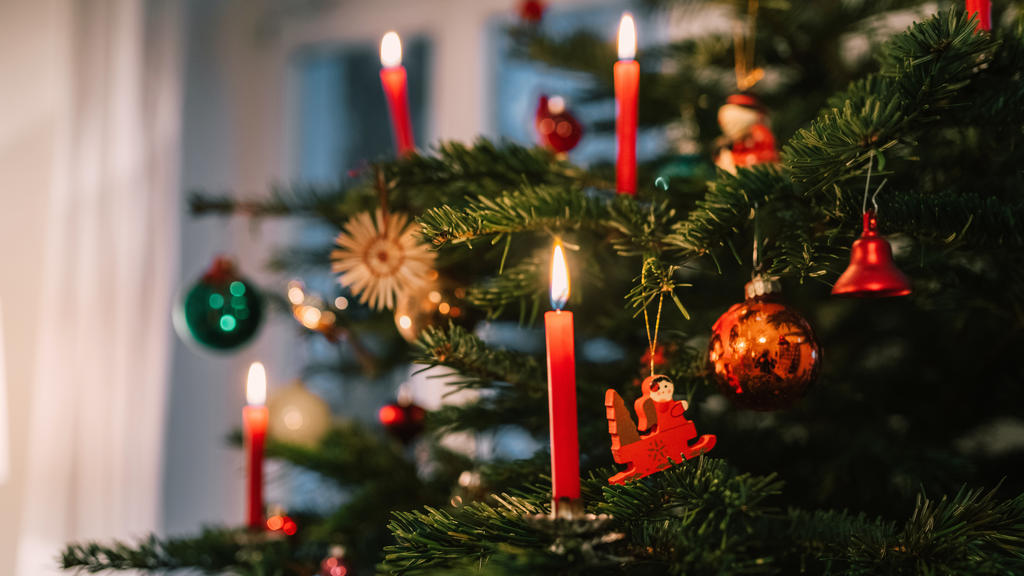 Geschmückter Weihnachtsbaum