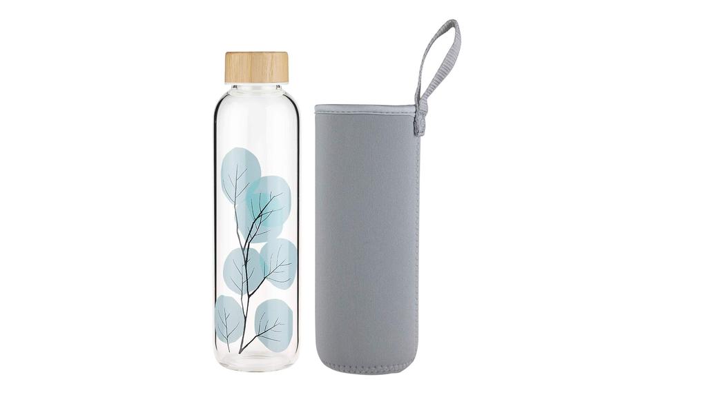 Wasserflasche für Entgiftungskur