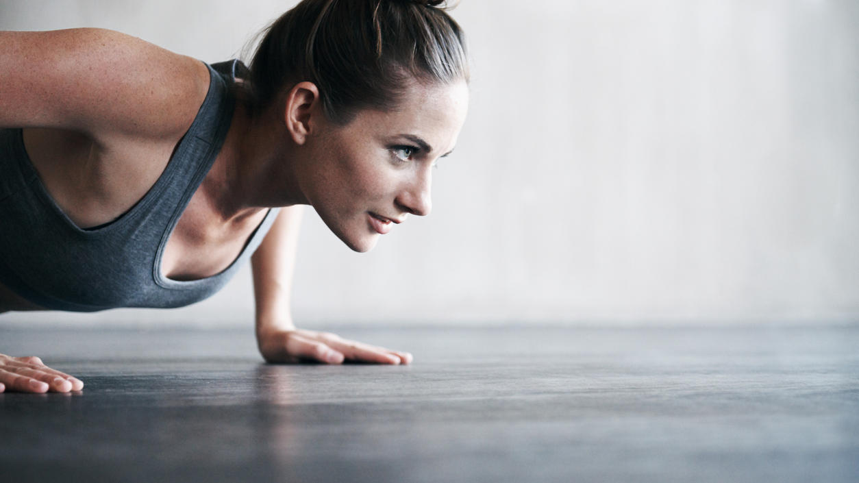 Cardio 30 Minuten, um schnell und ohne Sprünge abzunehmen