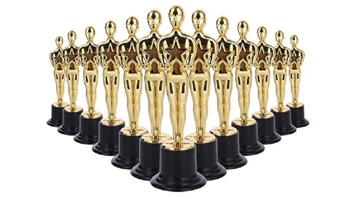 24 Oscar-Figuren von Lawei bei Amazon.