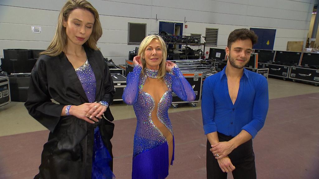 Ulrike von der Groeben im sexy Kleid