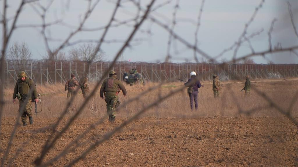 Alle Migranten, die seit dem 1. März gekommen sind, werden als Grenzverletzer betrachtet und dürfen keinen Asylantrag in Griechenland stellen. Sie sollen zurückgeführt werden in die Türkei.