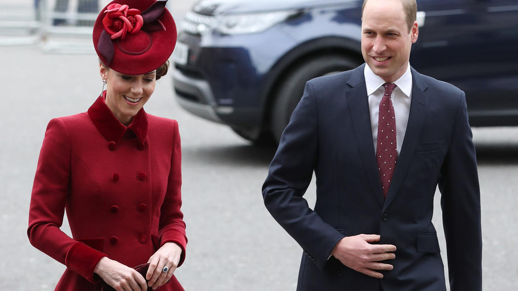 09.03.2020, Großbritannien, London: Prinz William, Herzog von Cambridge und seine Frau Catherine, genannt Kate, Herzogin von Cambridge treffen am Commonwealth-Tag beim Commonwealth Gottesdienst in der Westminster Abbey ein. Es ist der letzte offiziel