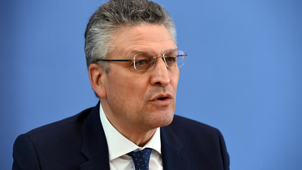 26.03.2020, Berlin: Der Leiter des Robert-Koch-Instituts Lothar Wieler, spricht auf einer Pressekonferenz zum Thema Bekämpfung des Coronavirus. Foto: Annegret Hilse/Reuters-Pool/dpa +++ dpa-Bildfunk +++