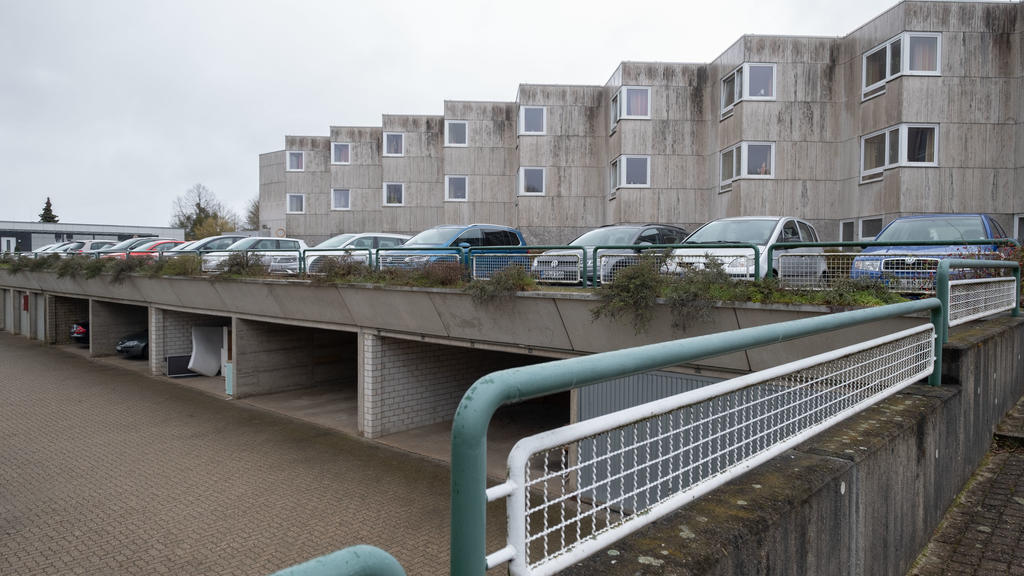 29.03.2020, Niedersachsen, Wolfsburg: Das Hanns-Lilje-Heim in Wolfsburg. Im Hanns-Lilje-Heim in Wolfsburg sind zwölf Menschen nach einer Infektion mit dem Coronavirus gestorben. Foto: Peter Steffen/dpa +++ dpa-Bildfunk +++