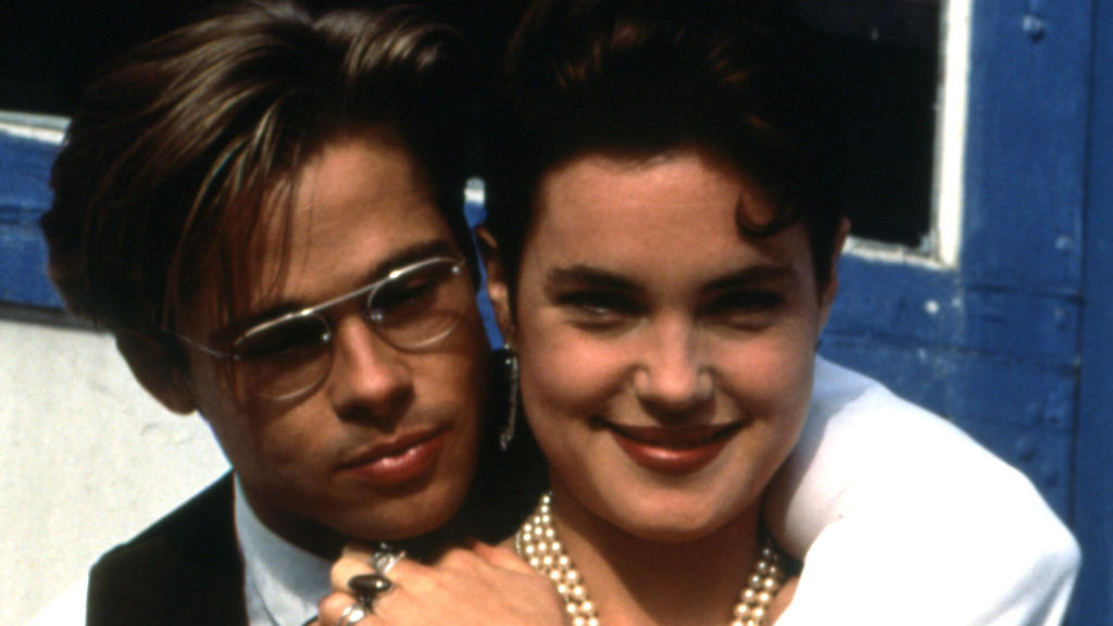THE FAVOR, Brad Pitt, Elizabeth McGovern, 1994, cOrion Pictures Corporation/courtesy Everett Collection Orion Pictures Corp/Courtesy Everett Collection ACHTUNG AUFNAHMEDATUM GESCHÄTZT PUBLICATIONxINxGERxSUIxAUTxONLY Copyright: xOrionxPicturesxCorp/Co