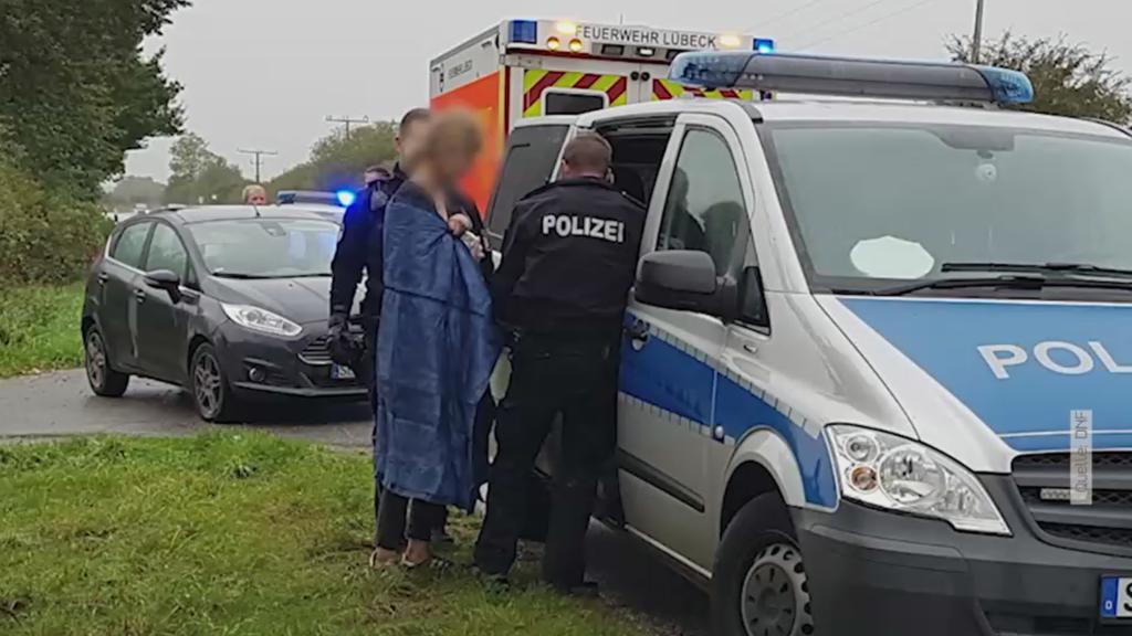 Studentin gefesselt in Lübeck gefunden.