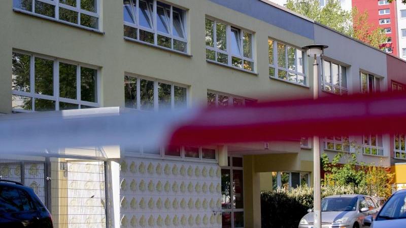 Partnervermittlung kostenlos weibliche singles in trumau mattersburg. Partnersuche senioren aus wallern an der trattnach. Lichtenberg single frauen. Weibliche singles in trumau: Sex sucht in Gerlingen