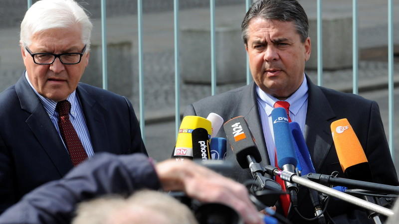 SPD-Chef Sigmar Gabriel wirft der Regierung innere Zerrissenheit vor.