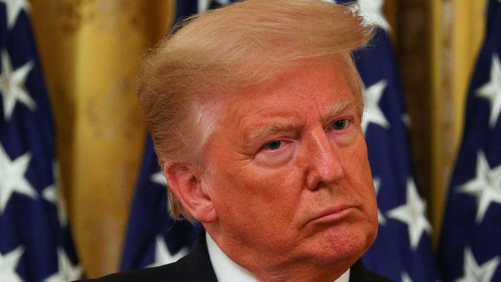 U.S. President Donald Trump speaks about a Trump administration plan aimed at helping to prevent suicides by U.S. veterans and other Americans, in the East Room at the White House in Washington, U.S., June 17, 2020. REUTERS/Tom Brenner