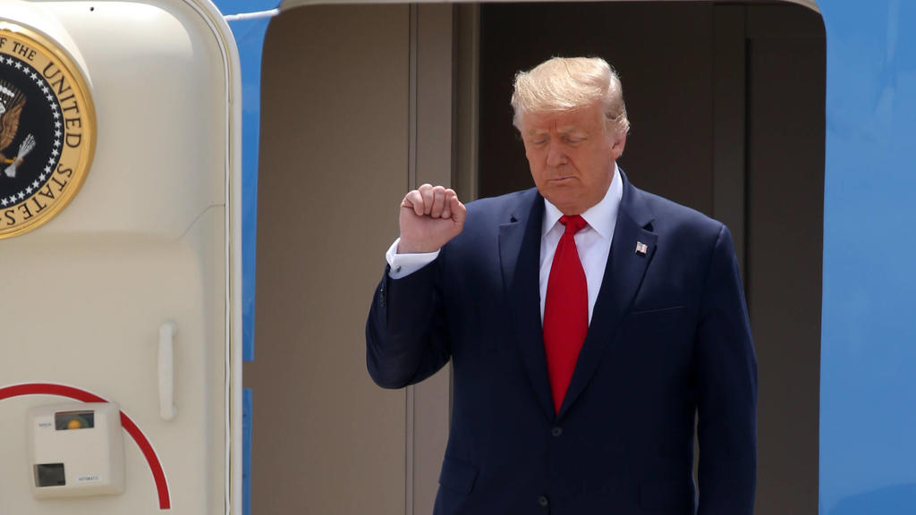 July 10, 2020, Miami, Florida, United States Of America: MIAMI, FL - JULY 10: US President Donald Trump arriving at Miami International Airport on July 10, 2020 in Miami, Florida. The President was greeted by Carlos A. Gimo nez Mayor of Miami-Dade C