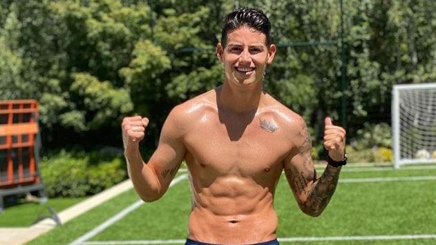 Kein Wunder, dass James während seiner Zeit beim FC Bayern viele weibliche Fans in Deutschland dazugewonnen hat.