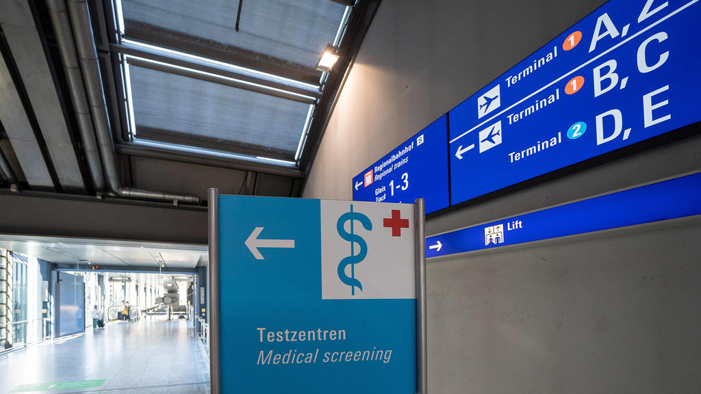 Teststationen für Reiserückkehrer am Frankfurter Flughafen