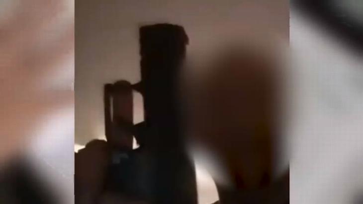 Stalker mit Waffe