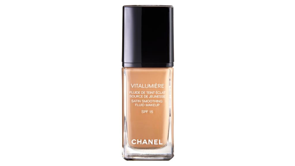 Chanel-Foundation Vitalumière.