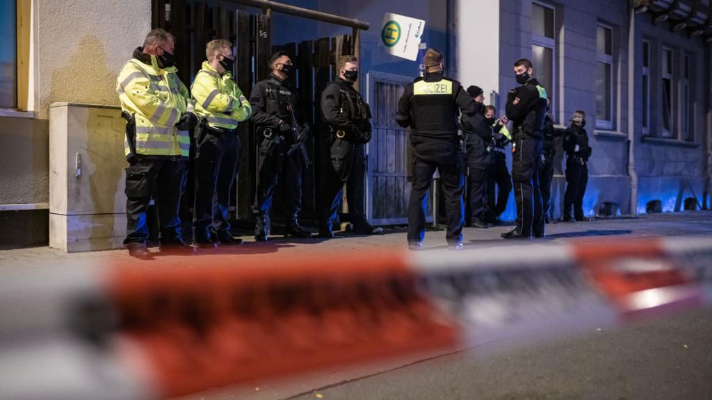 Laut Polizei soll ein Mensch in Celle in Niedersachsen getötet worden sein.