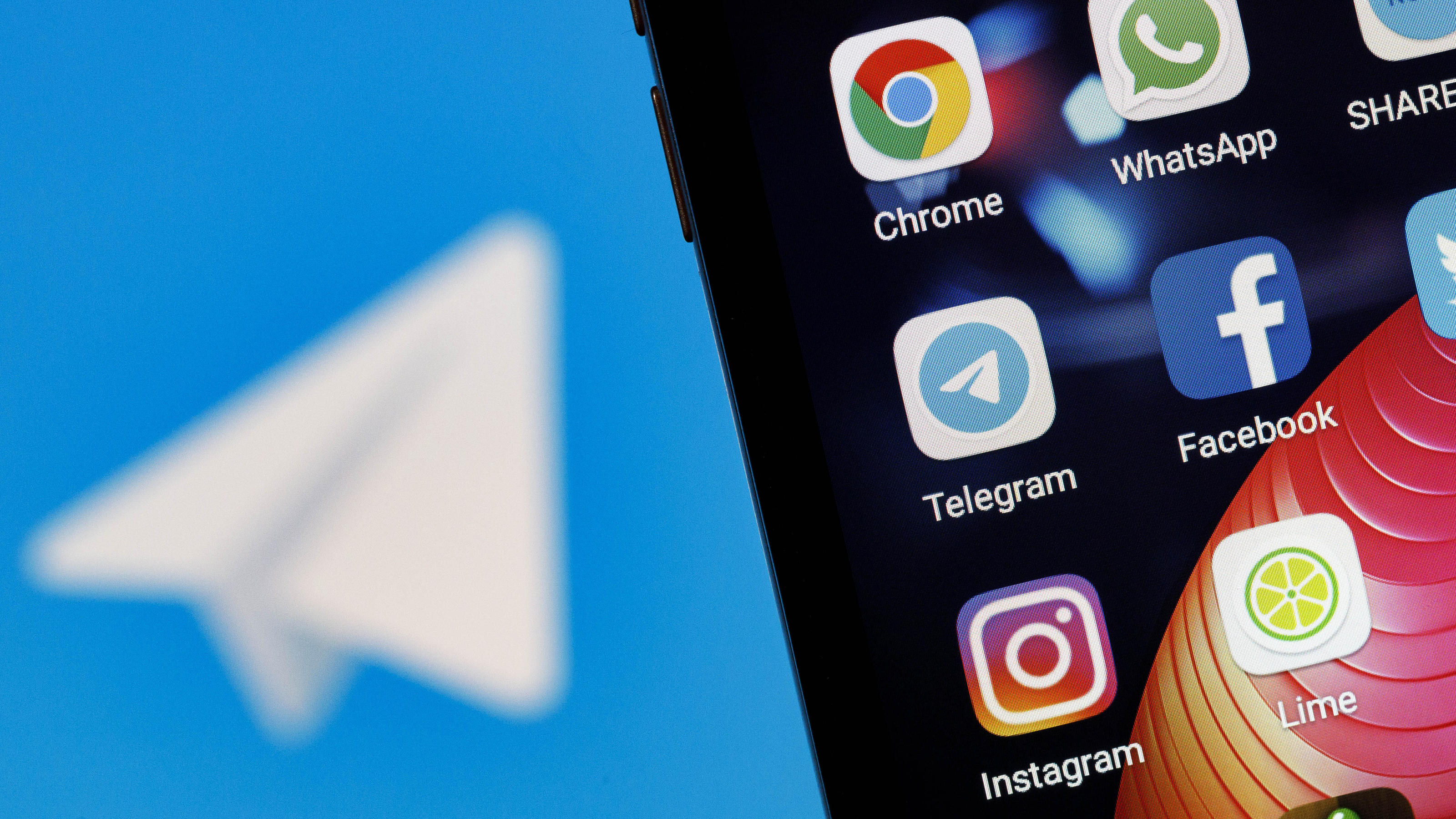 Michael Wendler Preist Telegram An Whatsapp Alternative Oder Verschworungsplattform