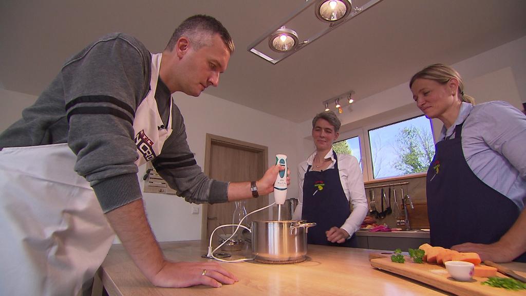 RTL-Reporter kocht Süßkartoffelsuppe