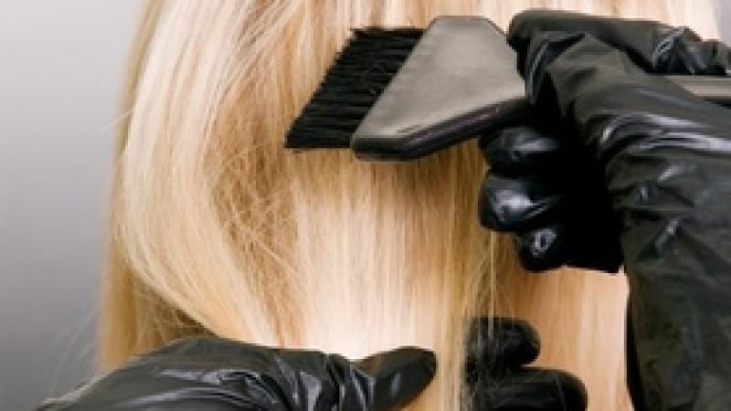 Blondierung Und Blond Colorationen Im Test So Gefahrlich Ist Haare Aufhellen