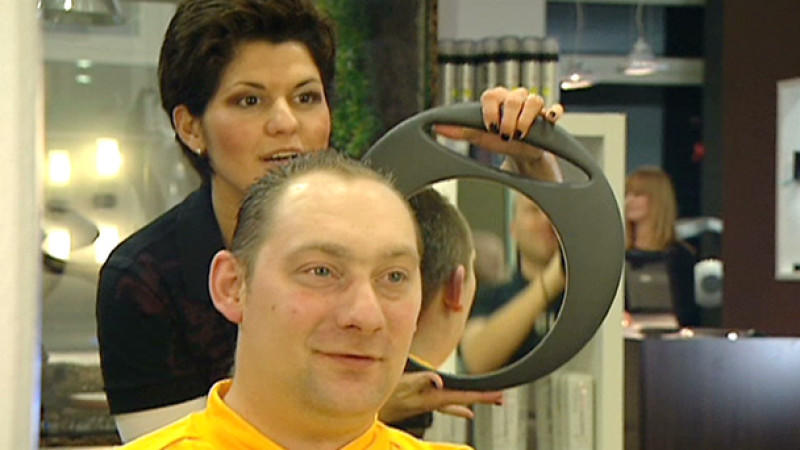 Mitten im Leben: Umstyling weil die Freundin ein Riesenfan von Tim Wiese ist
