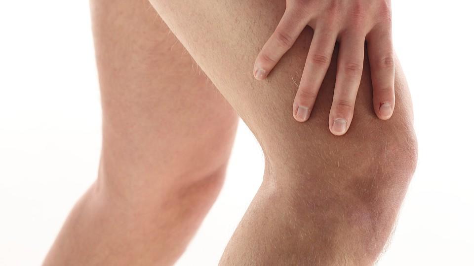 Ein Meniskusriss kann verschiedene Ursachen haben